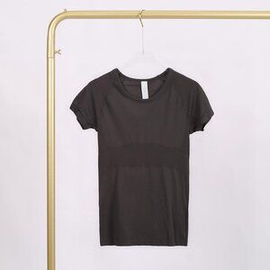 lululemon athletica Short-Sleeve Shirt 3.0 Waist Length